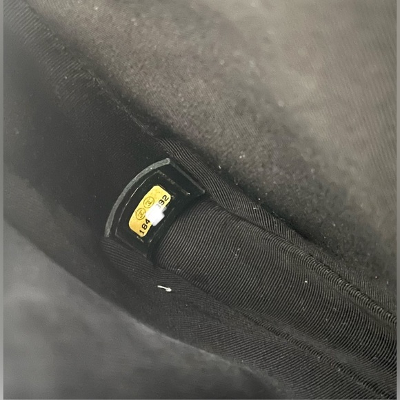 Chanel Reverso Boy bag - Picture 11 of 12